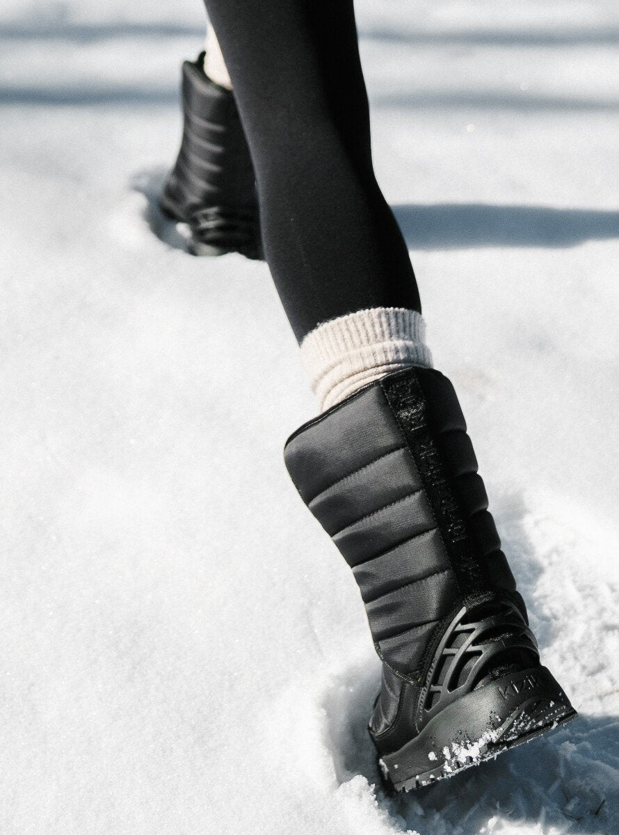 Women's Juno - Blackout