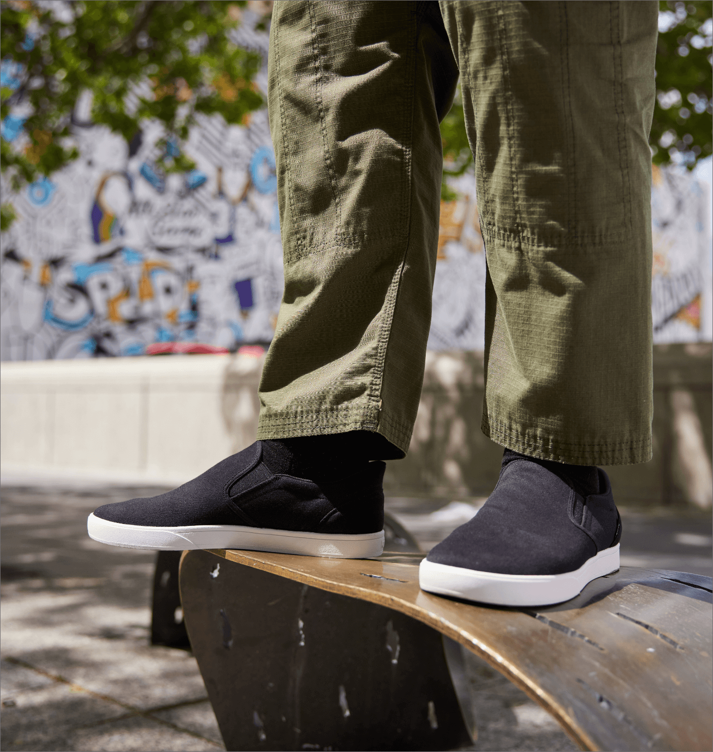 Should your socks match your pants or shoes?