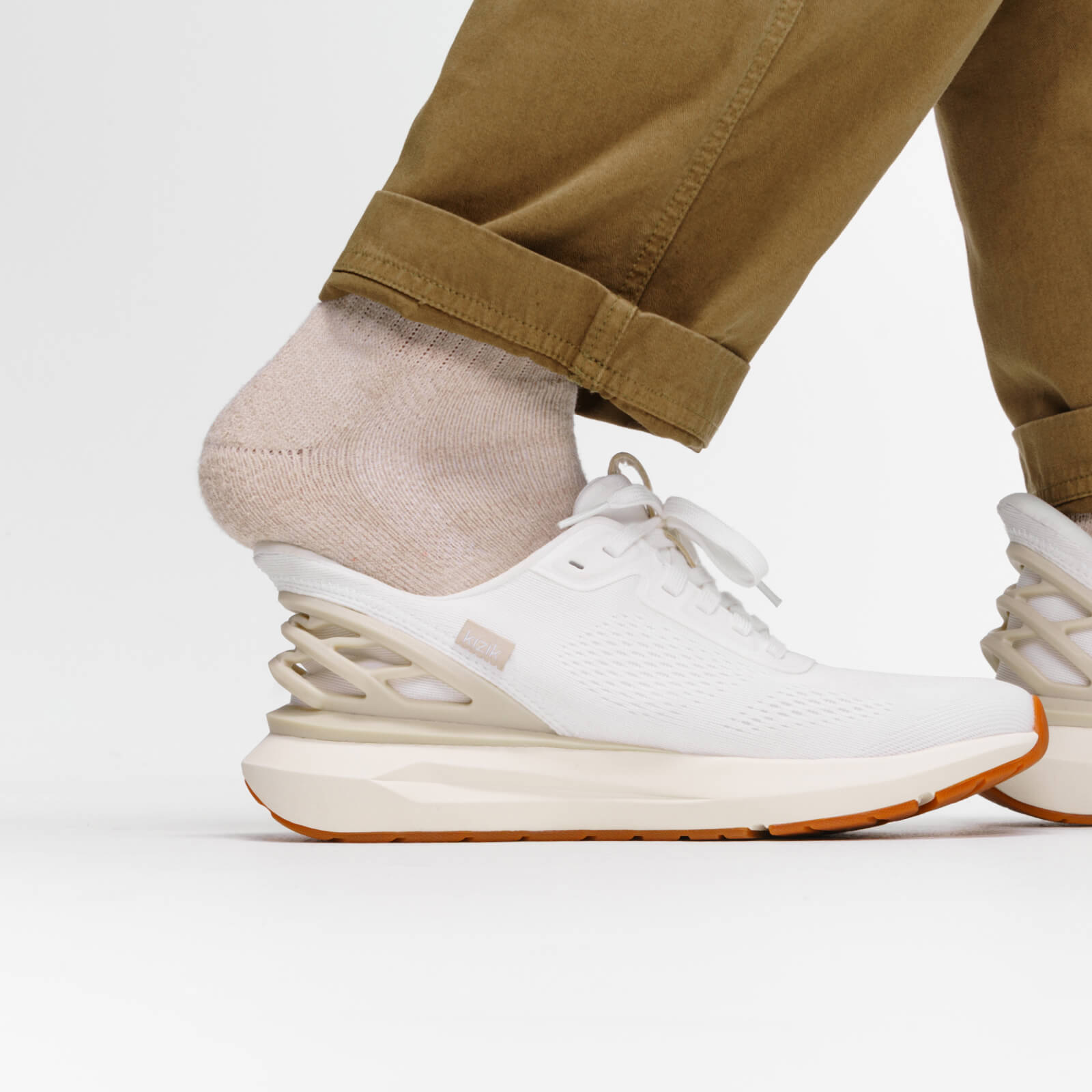 MINIMAL WORKS QUERENCIA F ケレンシア ホワイト Reagan 2x10 Matte Ceramic Picket Tile in Cloud