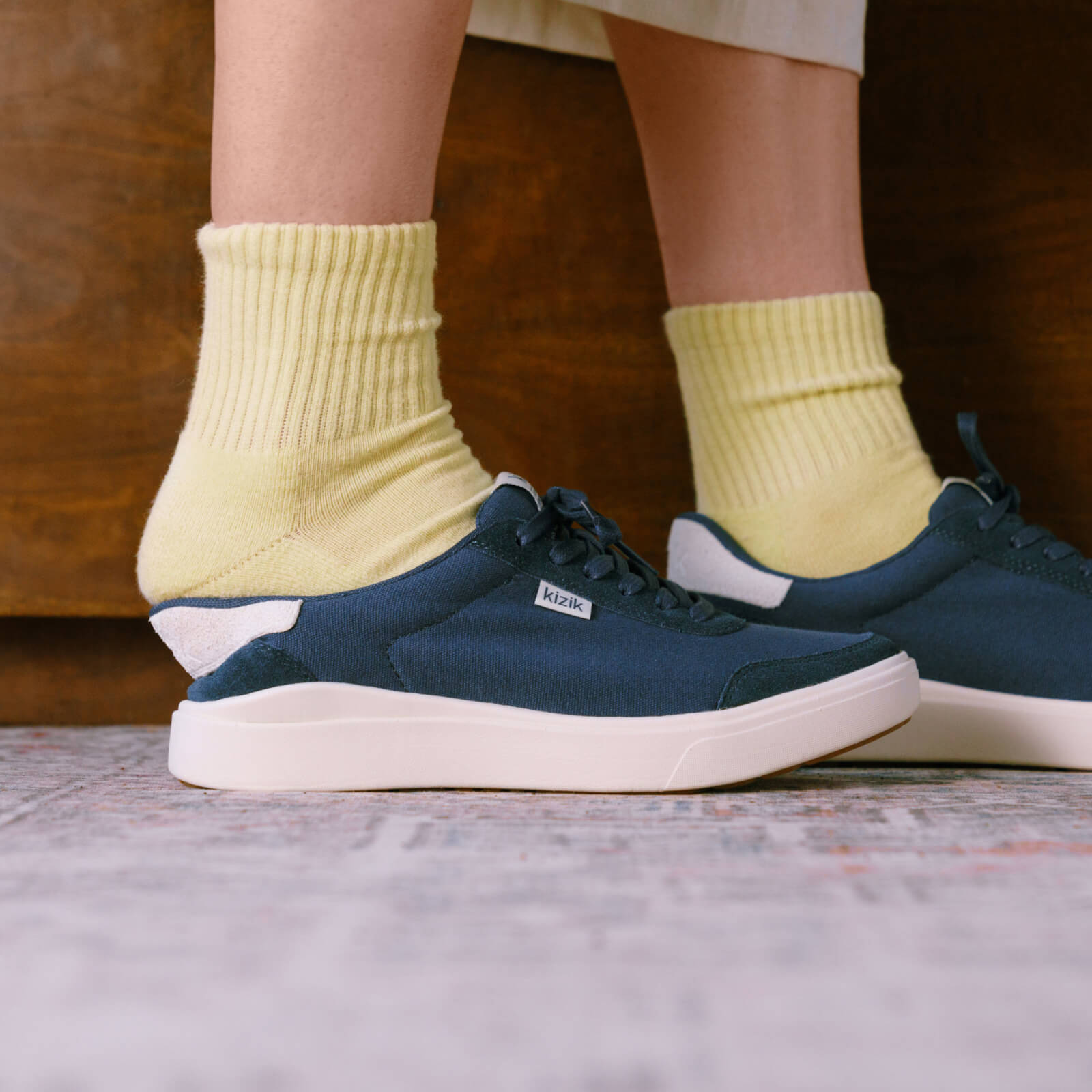 Women's Prague 2 - Reflecting Pond