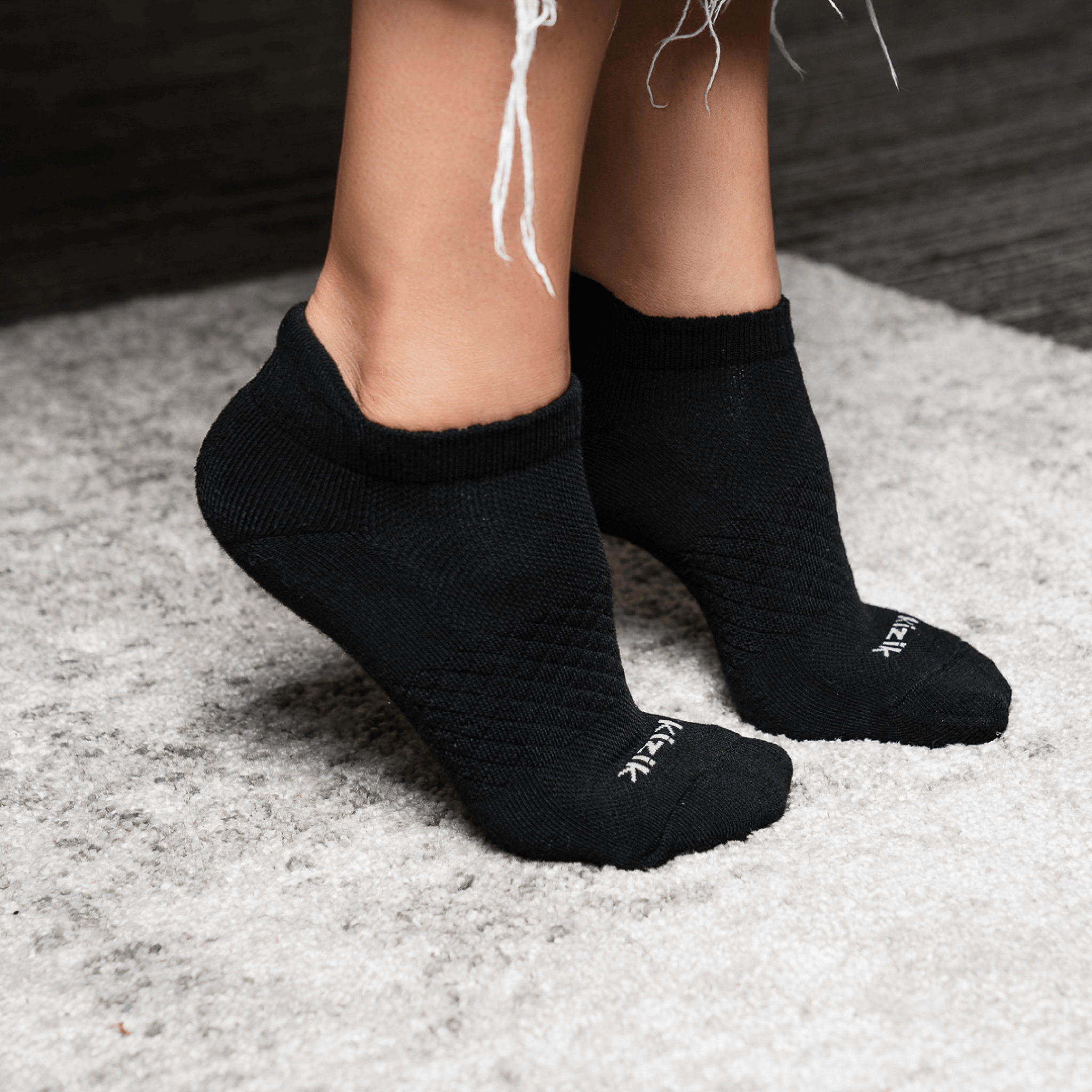 Kizik Ankle Socks - Black