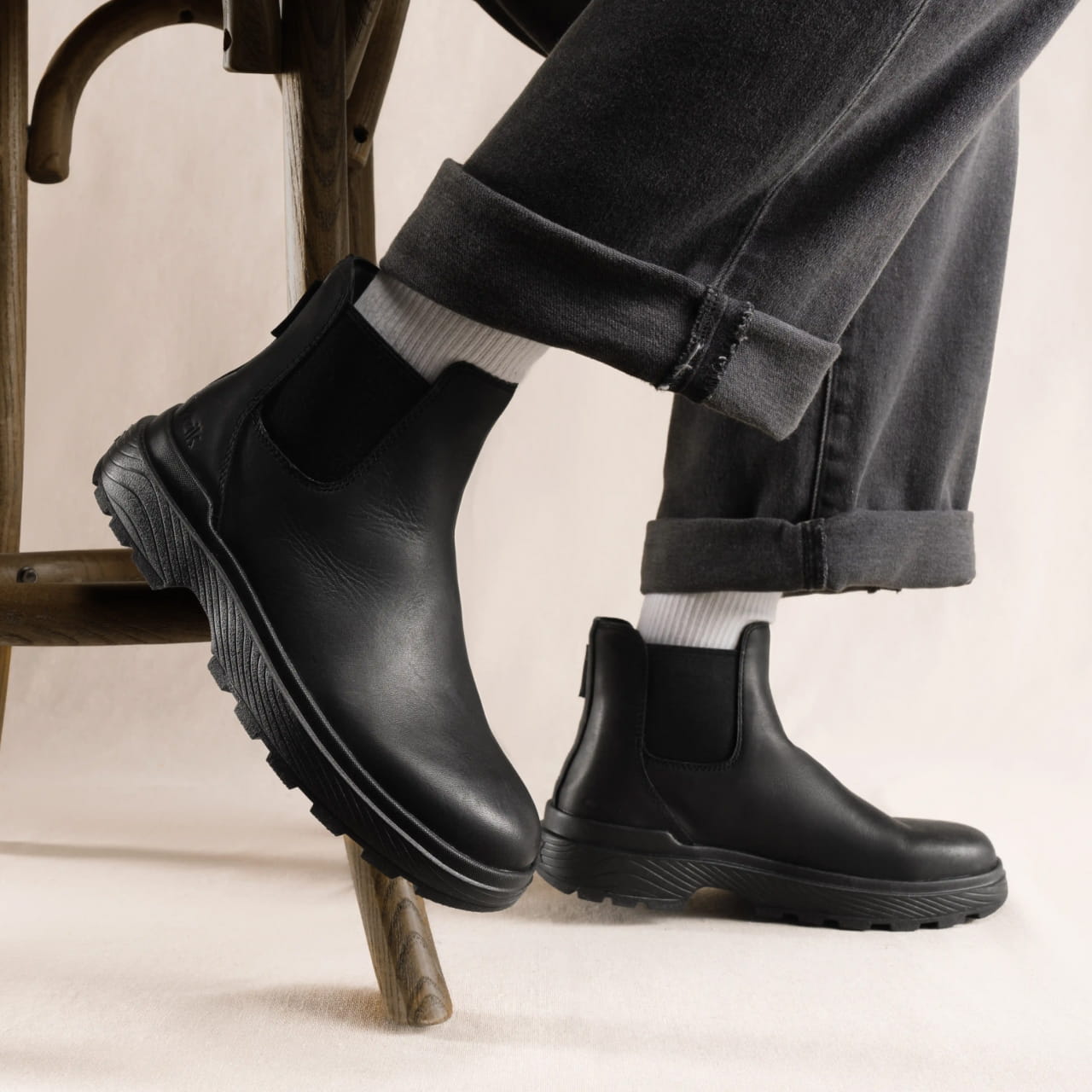 Women's Sierra Chelsea - Blackout