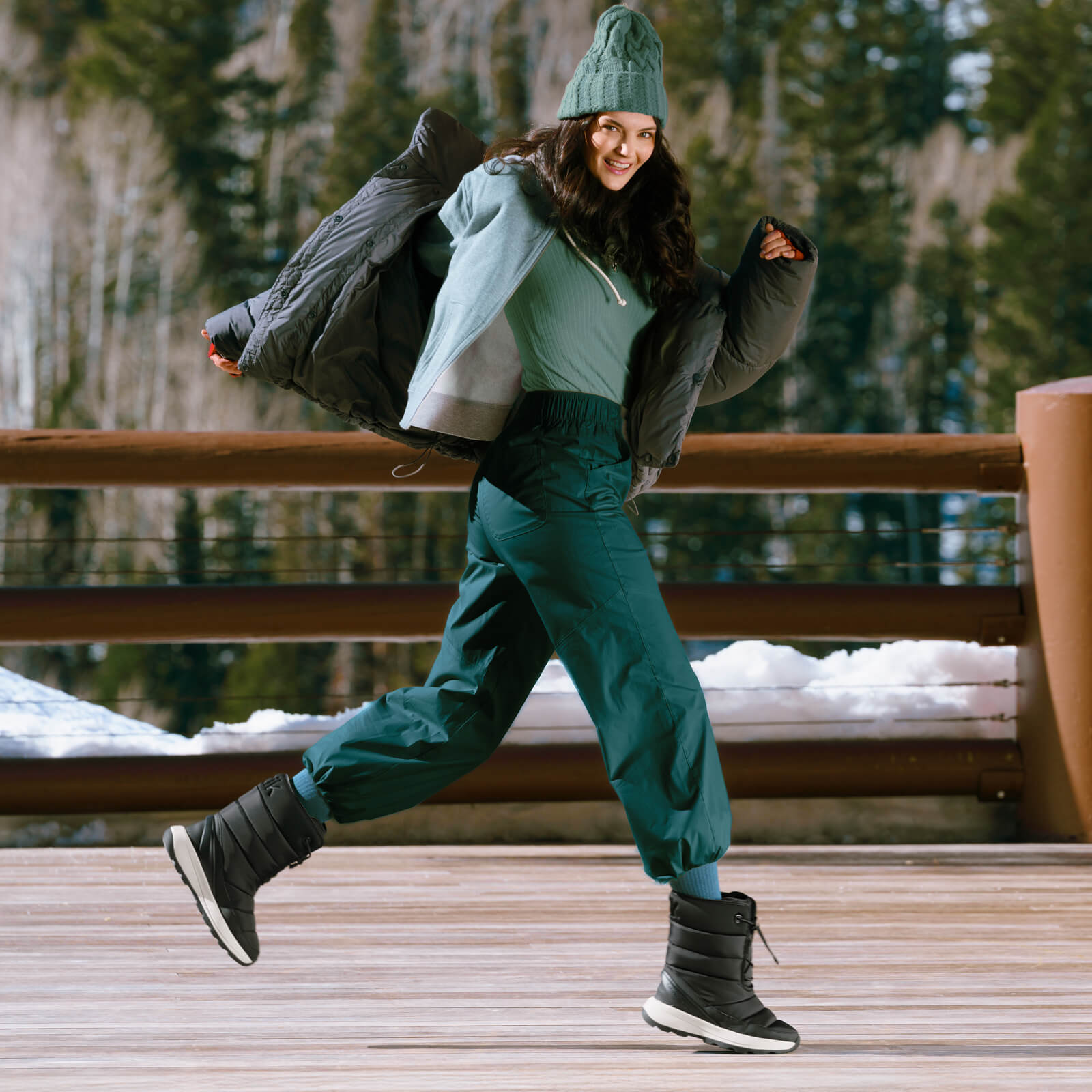 ゆきな Women's Juno 2 High Boot - Black/Whitecap Gray