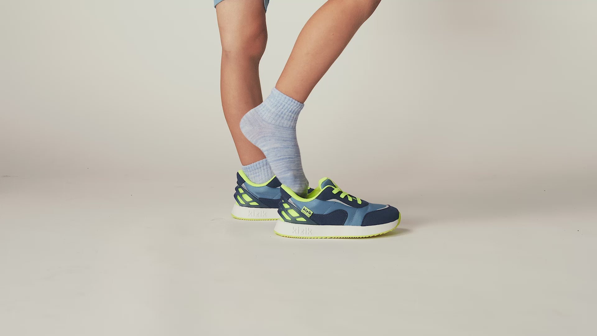 Little Kid Orlando - Blue Jasper