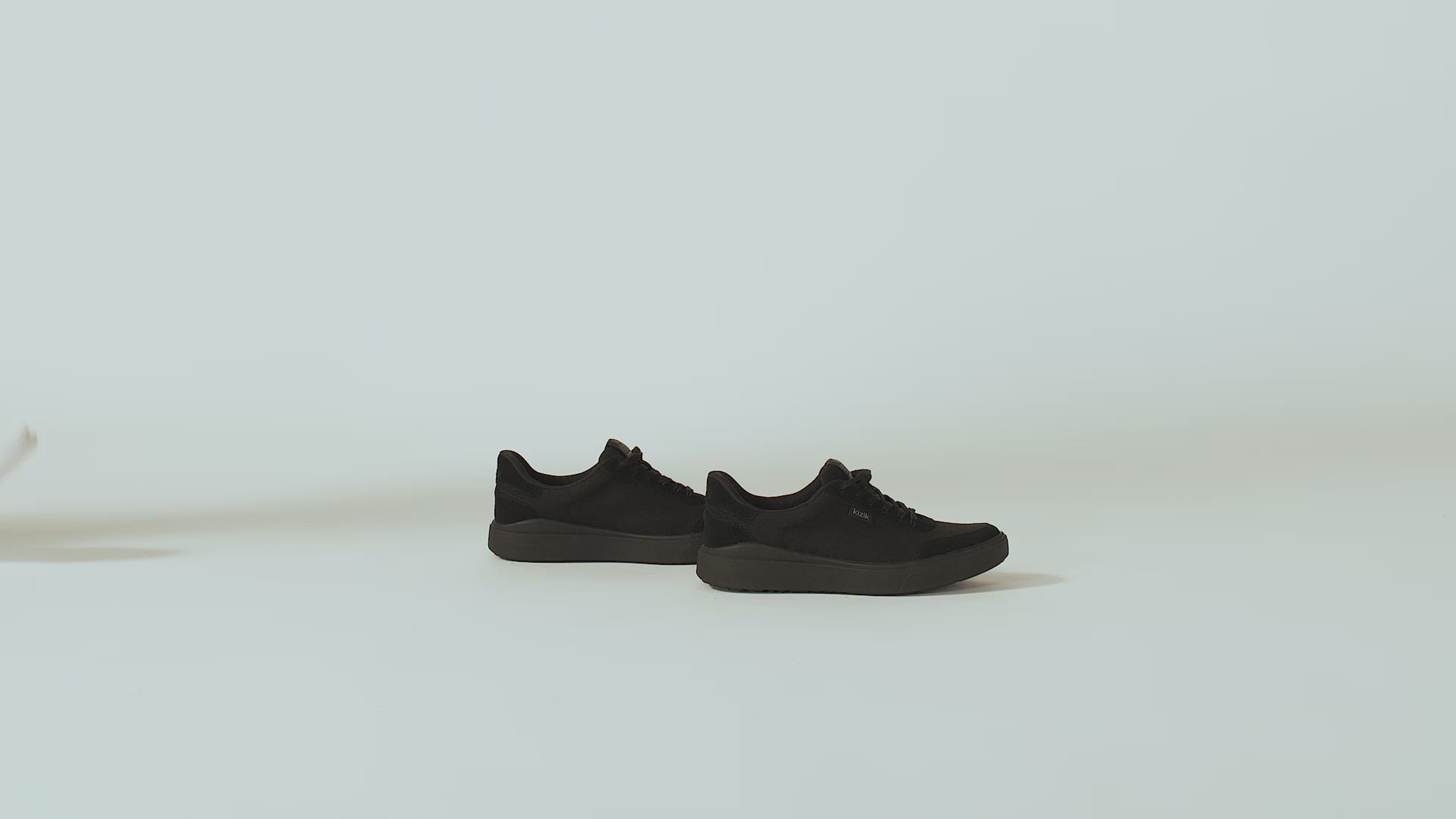 Men's Prague 2 - Blackout