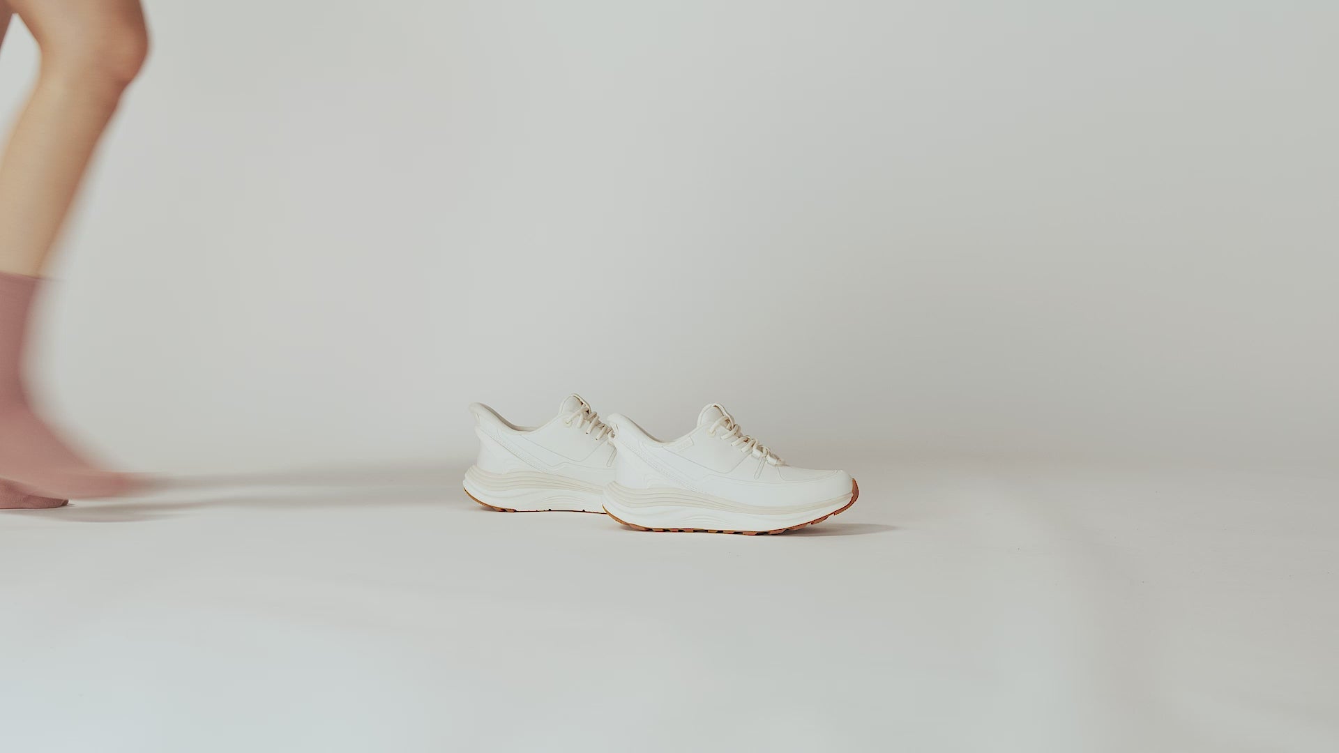 Women's London AT - Pristine