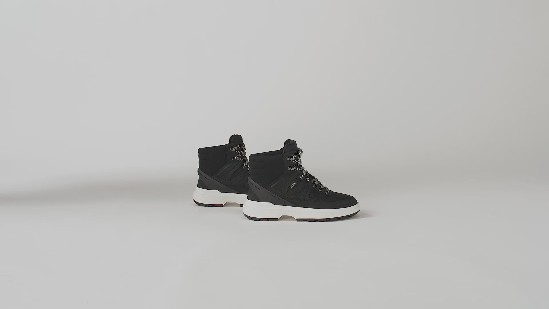 Women's Sierra Boot - Black/White